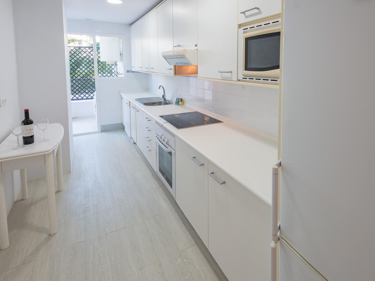 Vacation Marbella I Contemporary Central Apartment, Swimming-Pool, 24-7 Security, A Minute From The Marina, The Sea And Luxury Shopping Exteriör bild